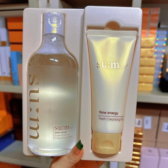 SUM37 Skin Saver Essential Cleansing Water & Cleanser JUMPO Set (400ML + 100ML) - Picture 3 of 5